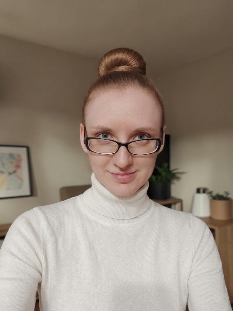 Arina, English and German teacher